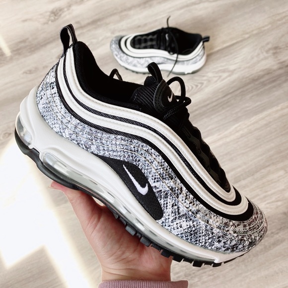 Nike Shoes - Nike air max 97